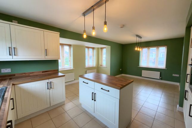 1, Queensbury Park Drive, Derby photo 2