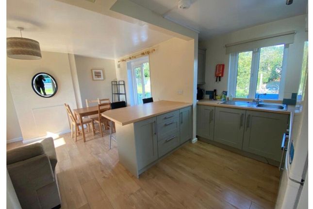 Greenhill Road, Hampshire photo 3
