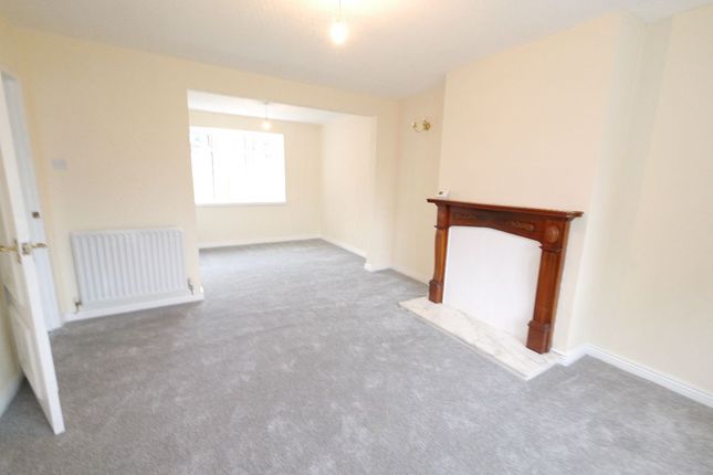 15 Brampton Gardens, Wallsend photo 4
