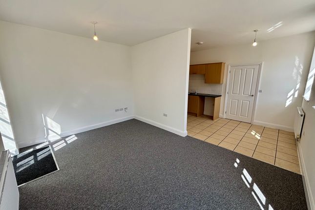 21a, London Road, BRANDON photo 5