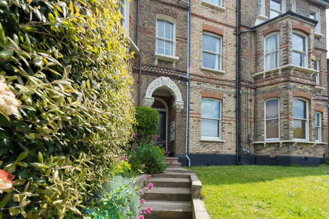 Thumbnail Flat to rent in Norwood Road, Herne Hill
