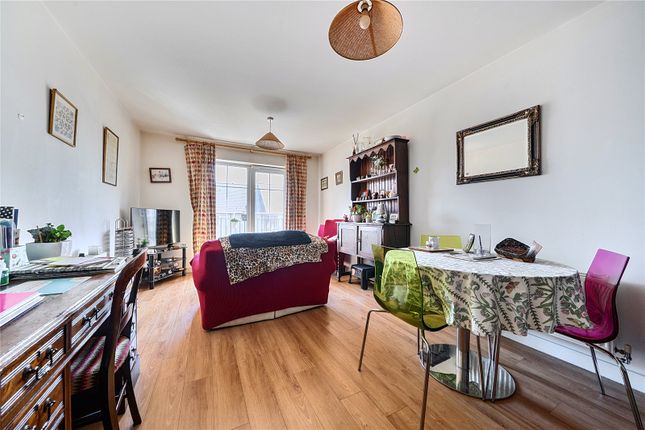 37 Swinton Court,, Mere Road, Sevenoaks photo 4