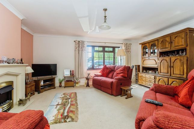 The Willows, Common Road, Wisbech photo 3