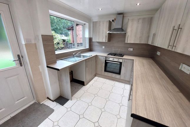 Newlyn Drive, Wigan photo 3