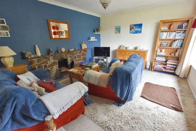 4, Vivian Park, Camborne photo 2