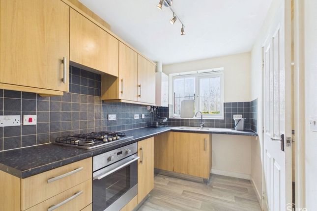 76 Girton Way, Derby photo 2