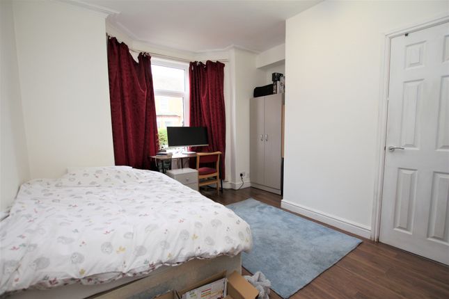 16, St Catherines Grove, Lincoln photo 3