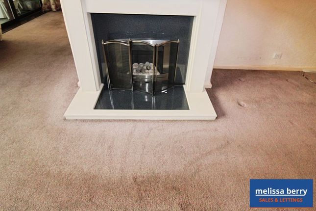 2, Woodhall Avenue, Manchester photo 5
