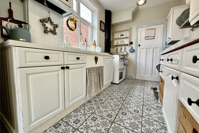 24, Rosebery Avenue, East Riding of Yorkshire photo 3