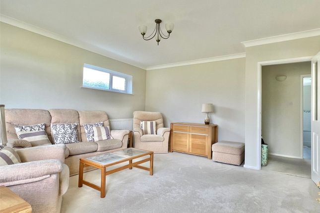 Flat for sale in Victoria Road, Milford On Sea, Lymington, Hampshire