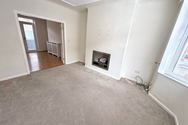 24, Westdale Road, BIRKENHEAD photo 2