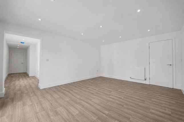 Apartment 9, Alison Murphy House, Macdonald Road, Coventry photo 3