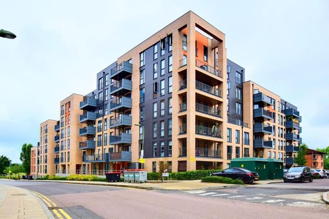 Flat for sale in Needleman Close, London