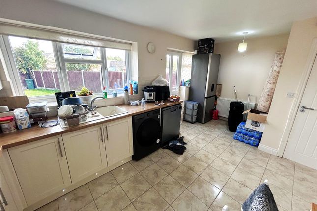 2A, Deeley Street, Brierley Hill photo 4