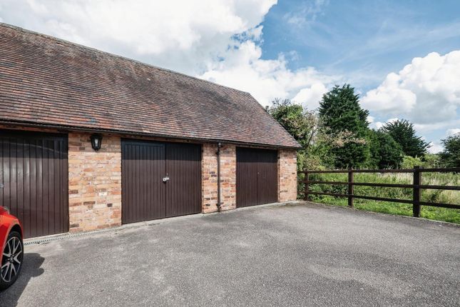 Barn conversion to rent in Ox Leys Road, Sutton Coldfield
