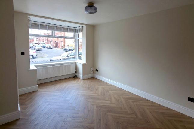 4, Dysart Street, Ashton-under-lyne photo 4