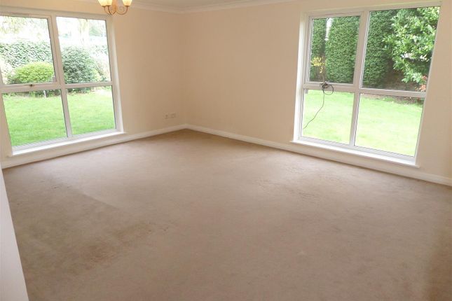 Flat 7 Edward Court, Birmingham Road, Walsall photo 3