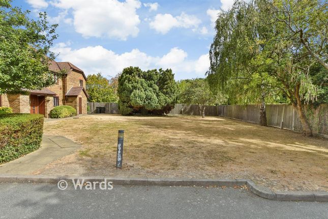 1-bed flat on 118, Holborough Road, Snodland, £140,000