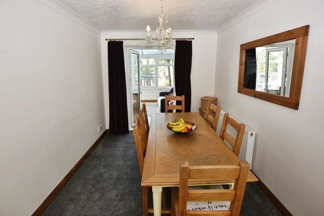 14, Rosehill Gardens Kingskerswell, NEWTON ABBOT photo 4