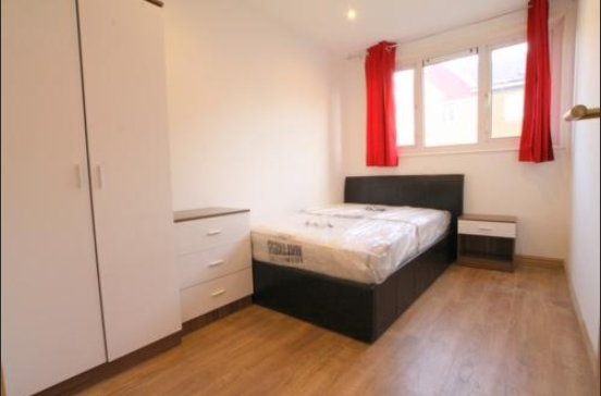Property to rent in Keighley Close, London