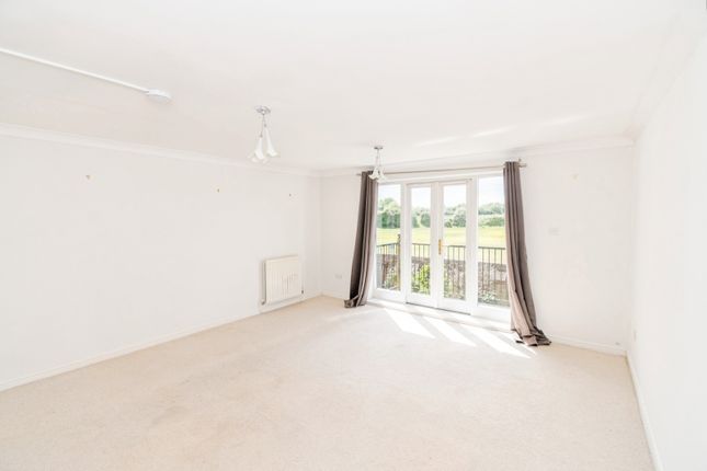 21, Admiralty Way, Southampton photo 4