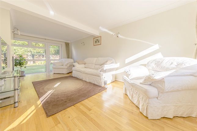38, Oakway, Dunstable photo 3