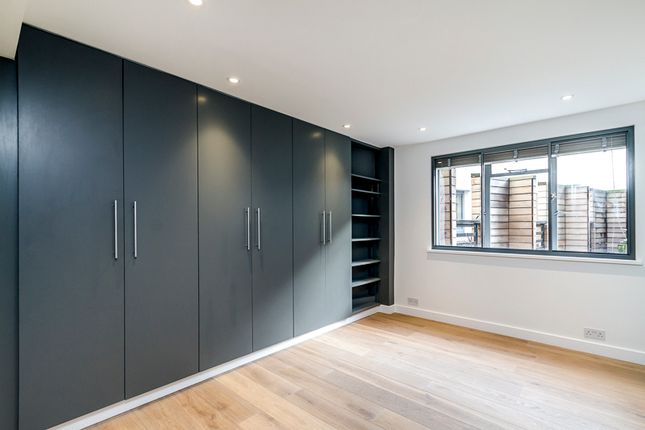 Flat 1 Wellington Court, 6 Shelton Street, Covent Garden photo 4