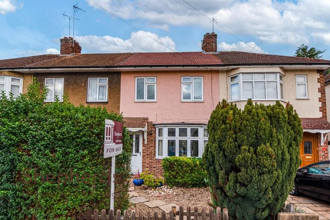 2-bed terraced on 13, Meadway, Hoddesdon, £395,900