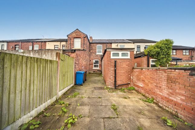 72 Tunstall Lane, Wigan photo 4