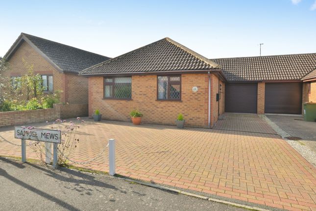 3-bed bungalow on Samuel Mews, Romney Marsh, £320,000