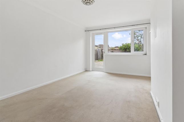 55, Rogate Road, Worthing photo 2