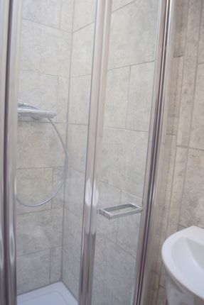15, Lavender Road, Uxbridge photo 5