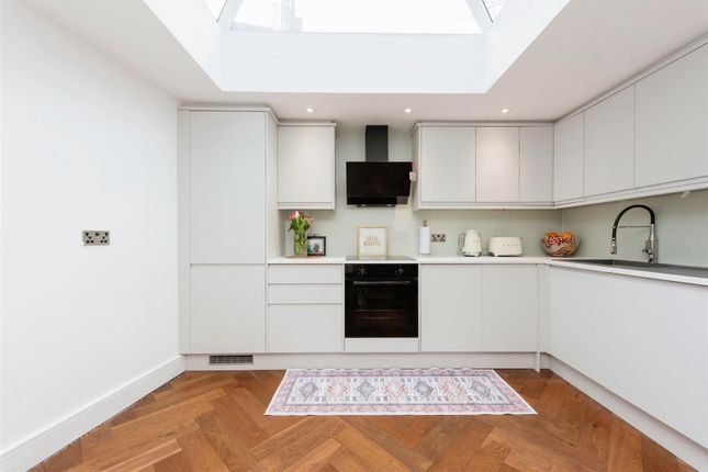 Flat for sale in Church Street, Twickenham