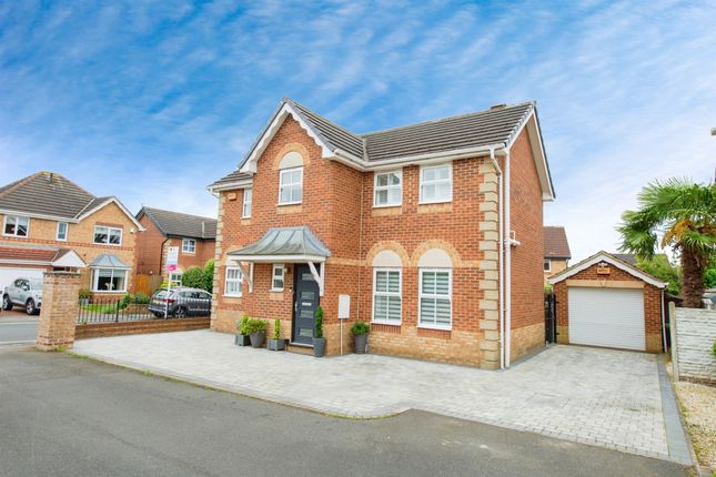 Thumbnail Detached house for sale in Redhill Heights, Glasshoughton, Castleford