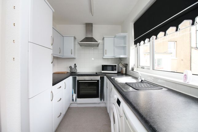 Flat 6, Bleasdale Court, Fleetwood photo 2