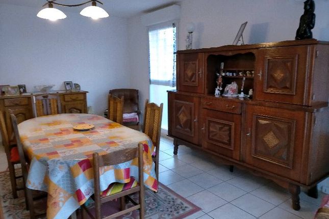 Apartment for sale in Argentan, Basse-Normandie, 61200, France