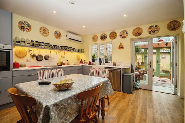 53, Great Cranford Street, Dorchester photo 2