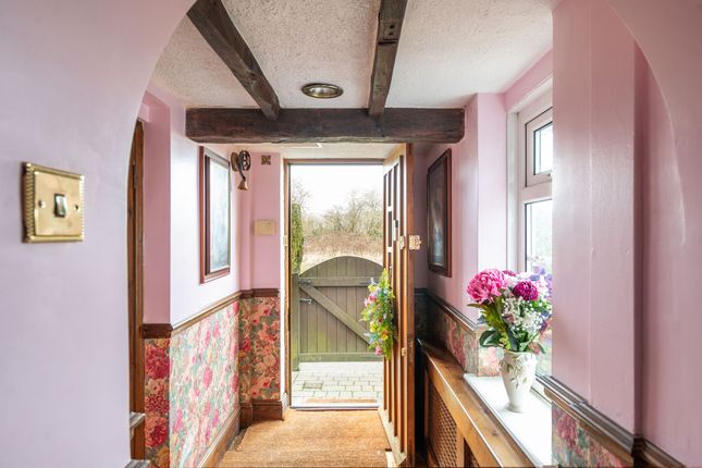 East Fort Cottage Reigate Hill, Reigate photo 2