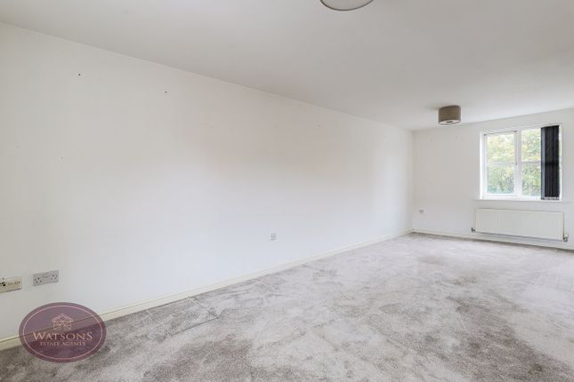 25, Riddles Court, Nottingham photo 4