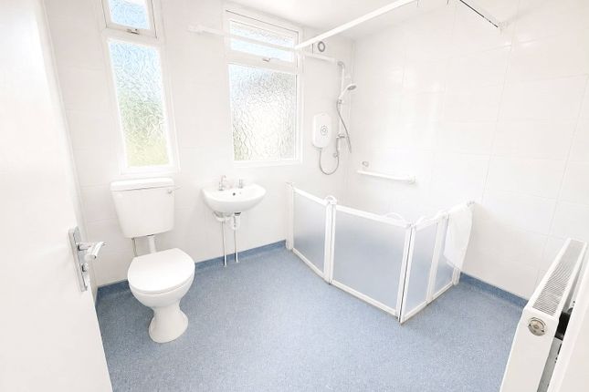 6,, Arnhem Road, Wolverhampton photo 4