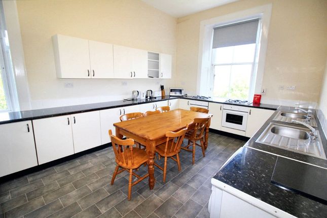 Flat to rent in Clouston Street, Glasgow