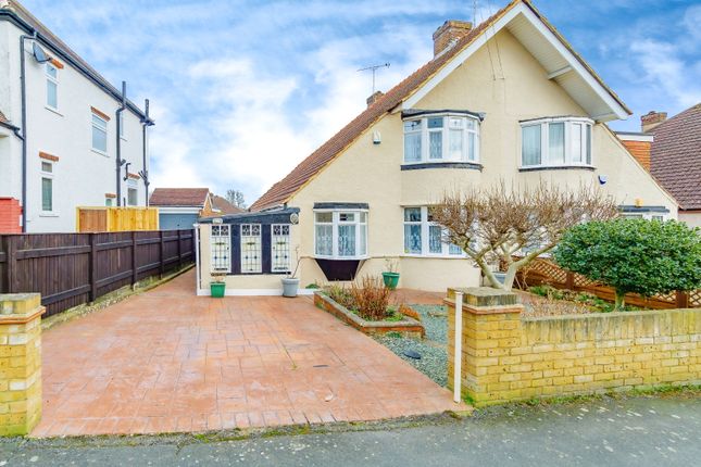 Thumbnail Semi-detached house for sale in Kingsway Avenue, South Croydon