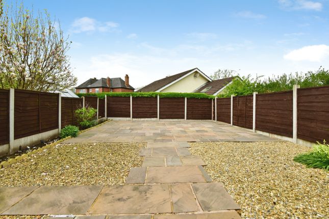 24, The Quadrangle, Endon, Stoke-on-trent photo 4
