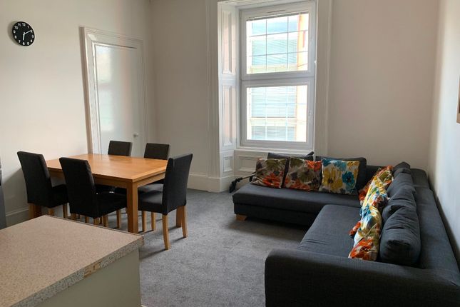 Flat to rent in West Bell Street, City Centre, Dundee