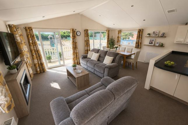 Willerby Clearwater, Butt Lane, Great Yarmouth photo 2