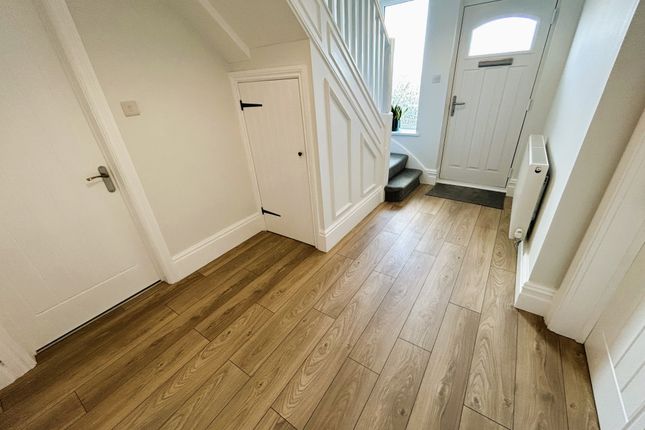 28, Bayswater Road, Swansea photo 3
