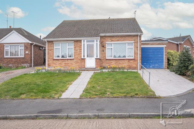 Bungalow for sale in Haven Close, Istead Rise, Gravesend