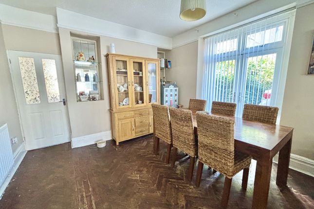 20, Grove Road, Swansea photo 4