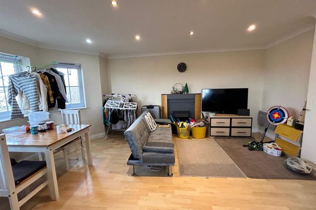 51, Derby Court, Greater Manchester photo 3