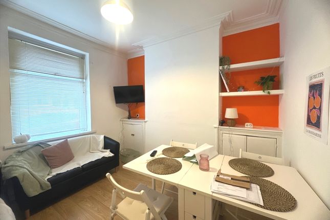 8, Merthyr Street, Cardiff photo 2
